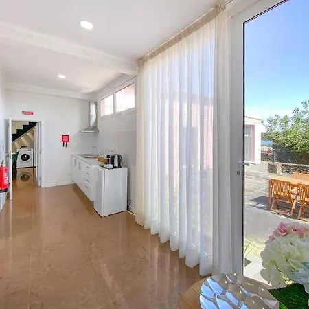 House Family Capelas (Sao Miguel)