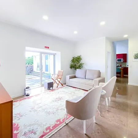 House Family * 카펠라스