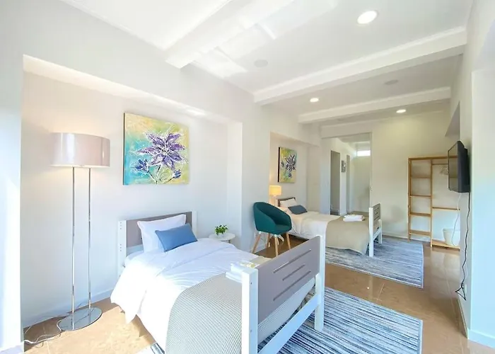 House Family Villa Capelas (Sao Miguel)